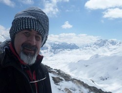 Eski Dekan Hukuk Mucadelesini Kazandi