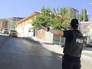 800 polisle hava destekli asayiş uygulaması
