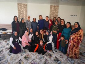 Vali eşi Toprak'tan aşçılık kursuna ziyaret