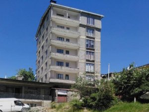 Sahibinden devren satılık bina!