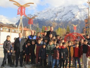 Vali Akbıyık,kent park alanını ziyaret etti