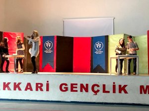 “Hayallerini Sahneye Taşı” tiyatro yarışması