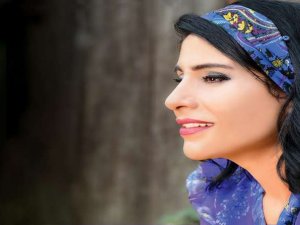 Rojda’nın yeni albümü “Bazın” çıktı