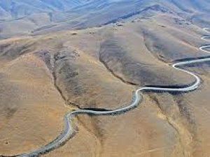 HAKKARİ-VAN YOLU !