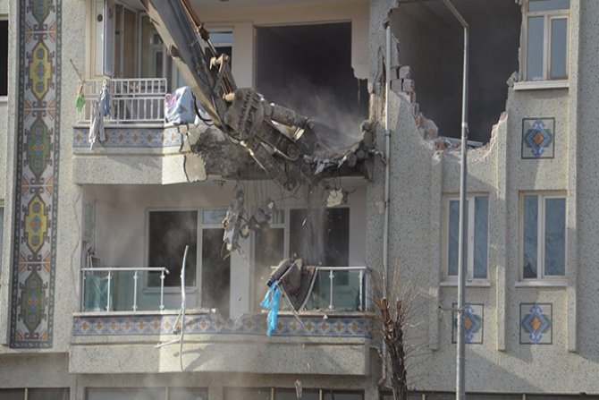 24 saatte 43 artçı deprem