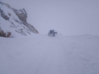 Hakkari’de 127 yerleşim yeri ulaşıma kapandı