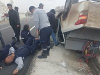 Vedaş aracı kaza yaptı: 4 yaralı