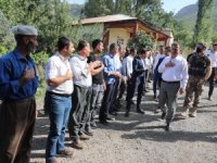 Vali Akbıyık, sınır ilçelerde incelemelerde bulundu