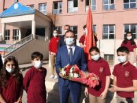 Vali Akbıyık, öğrencilerin heyecanına ortak oldu