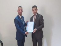 Başkan Ediş mazbatasını aldı