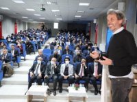 Hakkari'de 'Yunus Emre Anadolu Konferansları"
