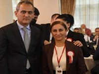 Hakkari’de yılın öğretmeni Timur seçildi
