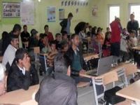Sınır'da sağlık taraması ve seminer