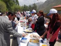 Kaymakam eşinden örnek davranış