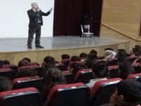 Konser havasında "İletişim ve Motivasyon" semineri