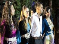 Aksu ve Özek ailesinin mutlu günü