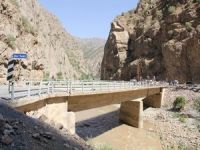 Hakkari'de 6 asker, 3 korucu olmak üzere 9 yaralı!