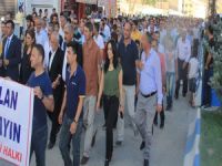 Hakkari’ il kalsın yürüyüşüne on binler katıldı