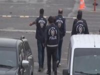 6 polisten 4'ü tutuklandı!