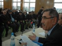 İki dilli halk toplantısı