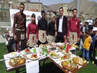 Hakkari'de Ters Lale şenliğine büyük ilgi!