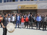 Türkiye finaline davul zurna ile uğurlandılar!