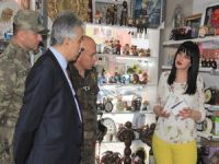 Vali Toprak’tan esnaf ziyareti!
