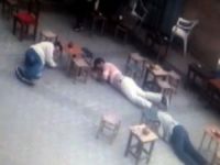 Silahlı kavga kameraya yansıdı!
