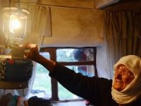 Tek isteği ölmeden önce evine elektrik gelmesi!