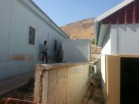 Üzümlü sınır kapısında prefabrik lavabolar kuruldu