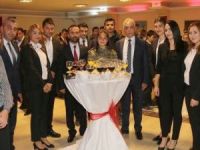 Vali toprak; "Hakkari'yi herkes önemsiyor"