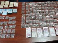 İç çamaşırından 134 paket esrar çıktı