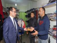 Çukurca'da halka mevlit kandili simidi dağıtıldı!