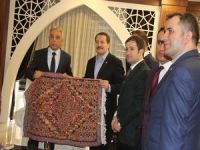 Memur-Sen genel başkanı Yalçın Hakkari'de