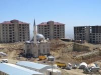 Yüksekova'da binlerce konut hızla yükseliyor