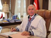 Üniversite rektörü Gönen istifa etti