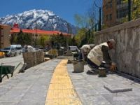 Hakkari’de engelliler için kaldırımlar inşa ediliyor!