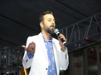 Sanatçı Seyfullah Çakmak Hakkari’de konser verdi