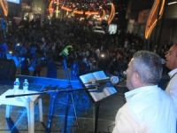 Hakkari ilahi grubu şenliklere renk kattı