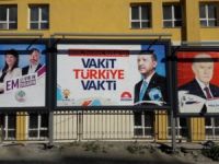 Hakkari’de demokrasi rüzgarı!