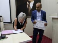 Hakkari Milletvekilleri mazbatalarını aldı