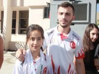 Dünya üçüncüsü Hakkarili sporcu yurda döndü