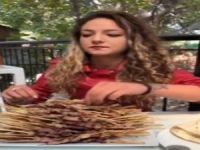 30 dakika içinde 290 çöp şiş yedi
