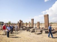 10 bin kişi Ahlat ilçesini ziyaret etti
