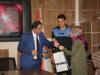 Emniyet başarılı öğrencileri tebrik etti