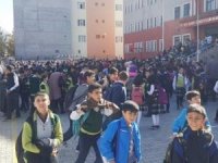 Korkutan deprem! Okullar tatil edildi