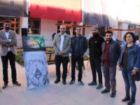 Hakkari'de 52 resim sergilendi