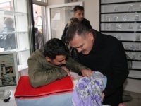 Vali Akbıyık, konak caddesi esnafını ziyaret etti