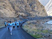 Hakkari’de atletizm kros yarışması yapıldı