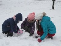 Kar yağışı nedeniyle eğitime bir gün ara verildi